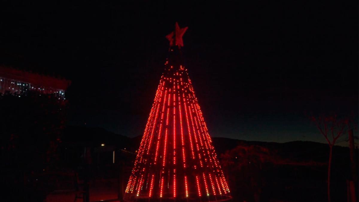 La banda sonora del árbol de Navidad de Gondomar: He's a pirate - BSO Piratas del Caribe