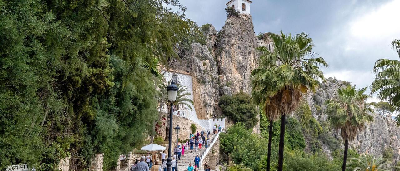 El Castell de Guadalest, uno de los pequeños destinos del interior de la provincia.