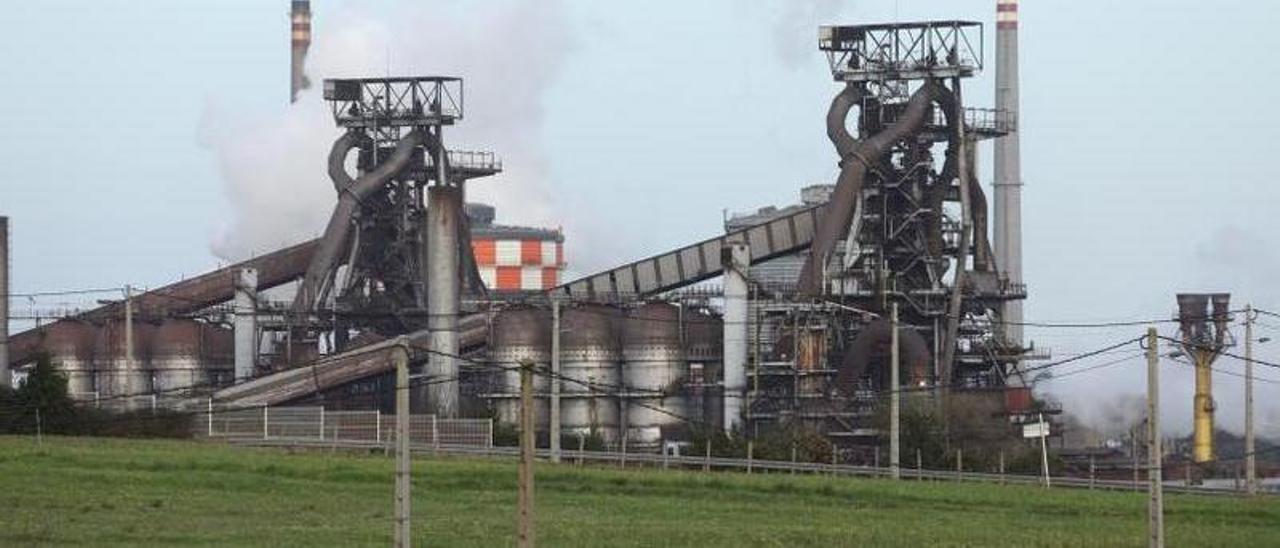 Los hornos altos de ArcelorMittal en Gijón. | Juan Plaza