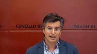 Verea critica a alcaldesa de non achegar solucións ao "campamento improvisado" da Policía Nacional no Obradoiro