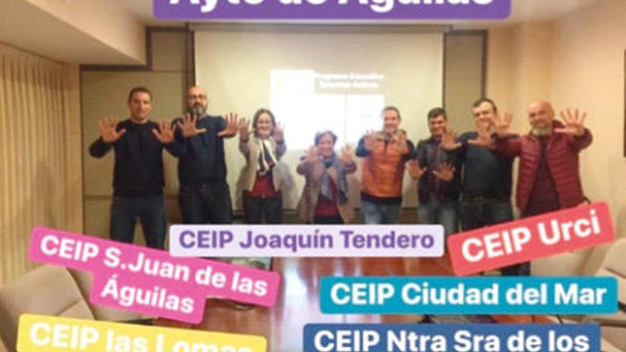 Participantes en la reunión sobre el programa &#039;Escuelas Activas&#039; de Águilas