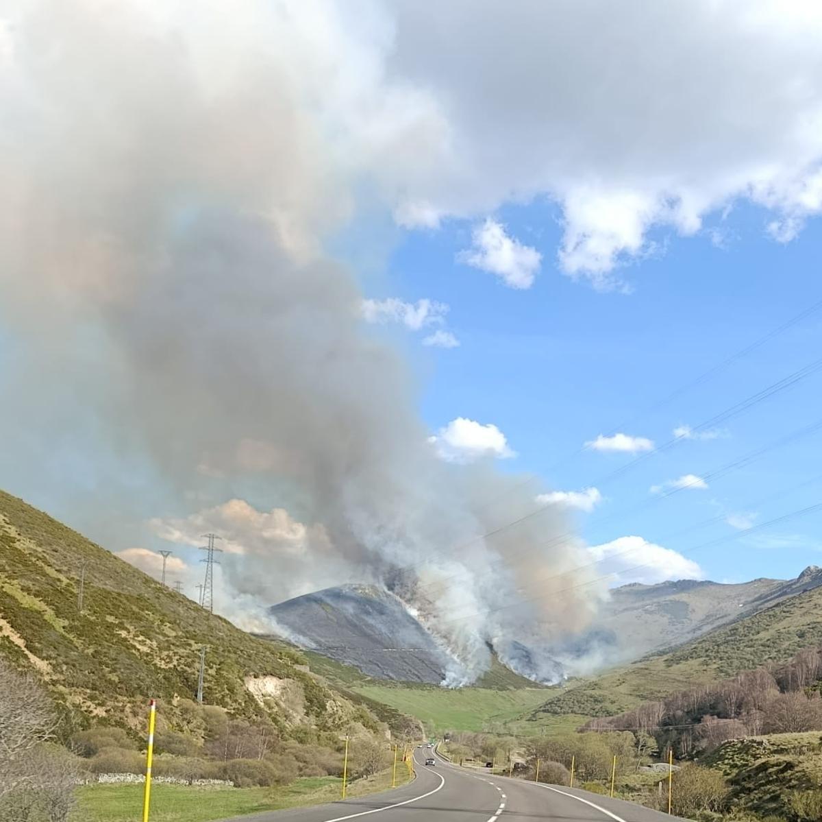El incendio en Busdongo.