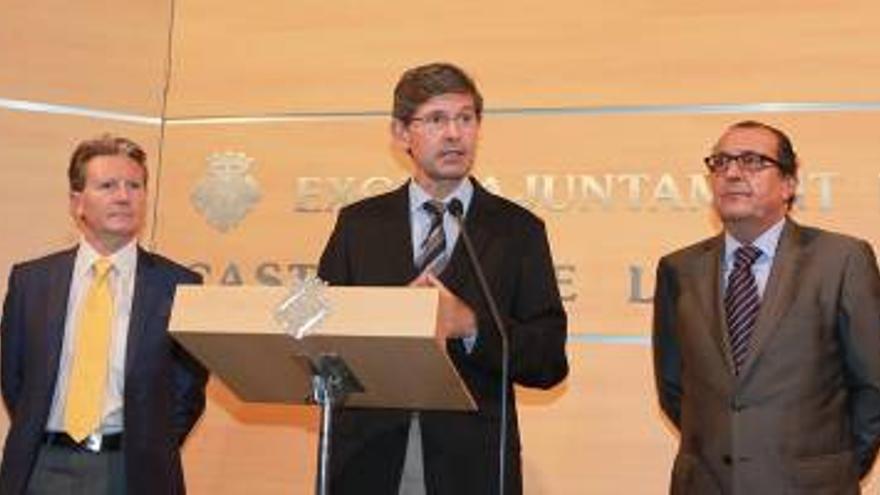 Bataller se marca como objetivo para 2014 agilizar el Gaetà y rebajar la presión fiscal