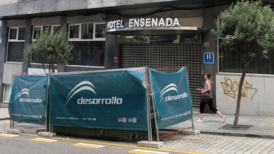 Las obras en el Hotel Ensenada. // Ricardo Grobas