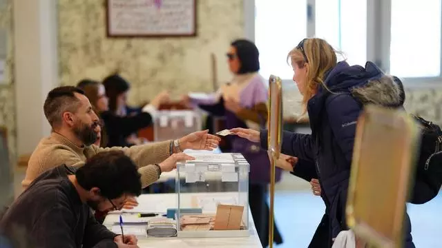 Los principales candidatos a la presidencia de Castilla y León votan en las elecciones autonómicas