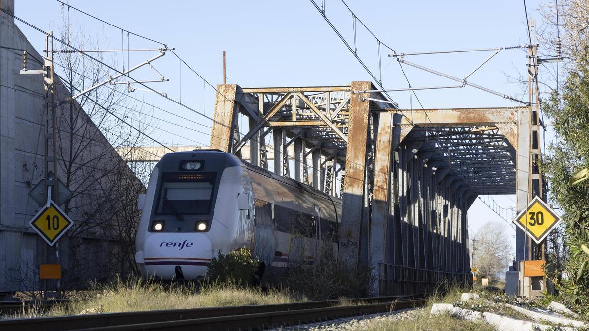 Pont de ferro línea C2 del ferrocarril