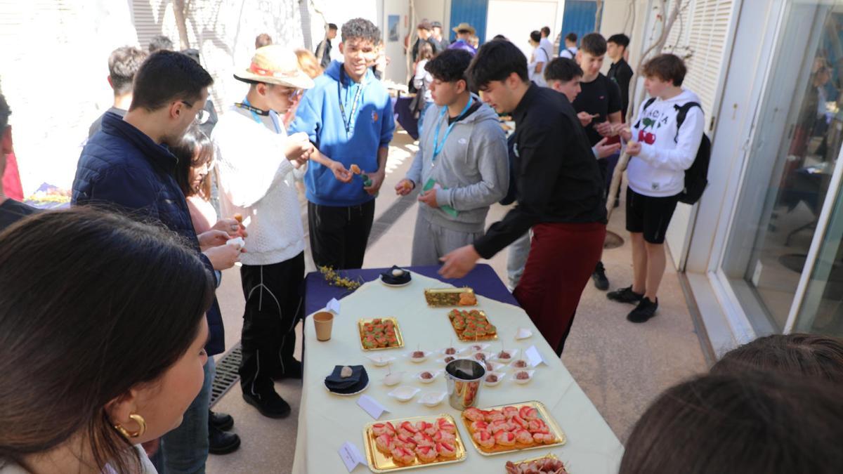 Imágenes de la Feria de Ocupación y Emprendimiento de Formentera