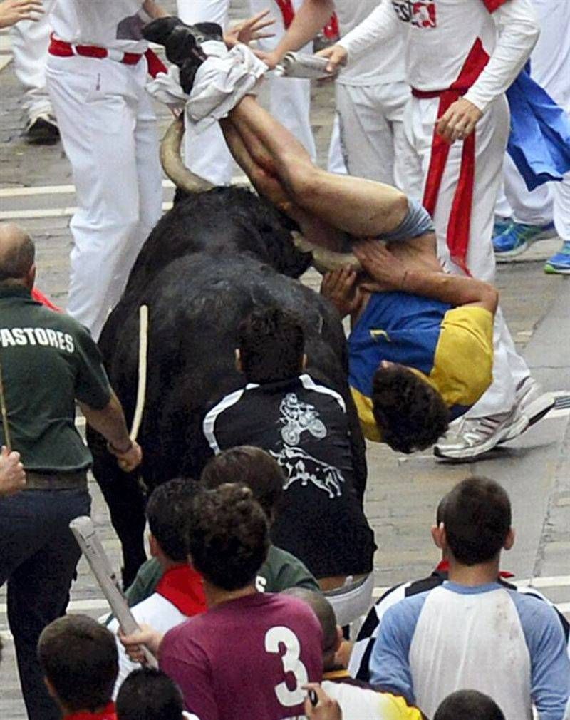 Fotogalería: 6º encierro de los Sanfermines 2013