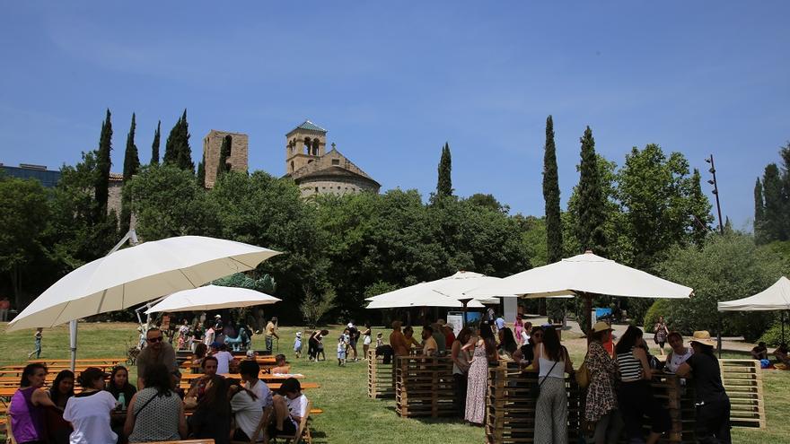 Ambient a la zona del prat del monestir de Sant Benet