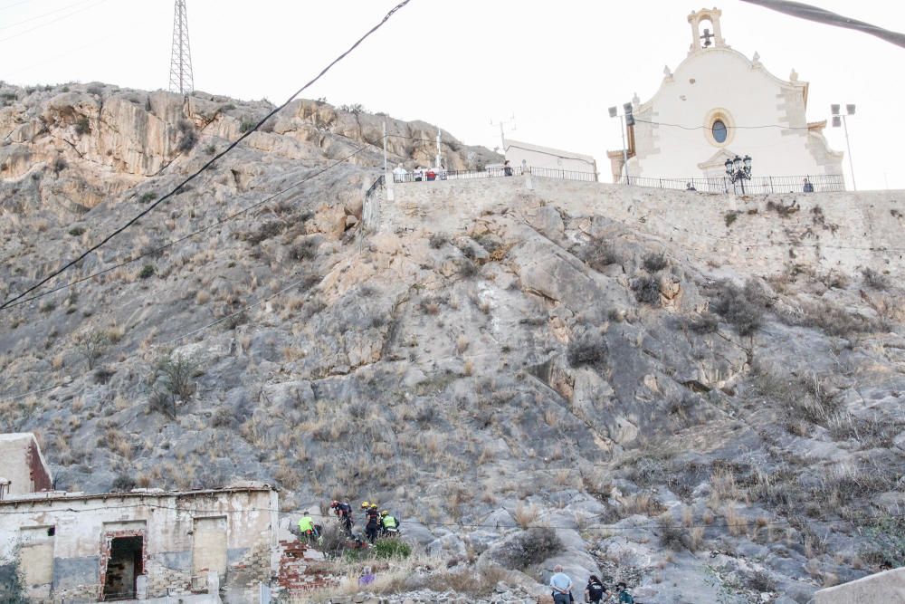 Caída de un hombre ladera abajo en Callosa de Segu