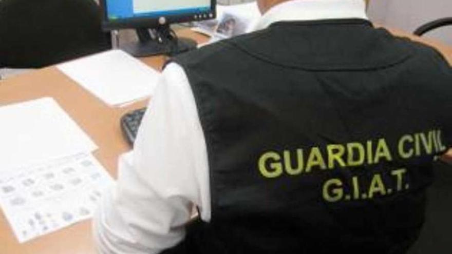 La Guardia Civil de Tráfico y la Jefatura Provincial de la DGT lideraron la investigación.  // FdV