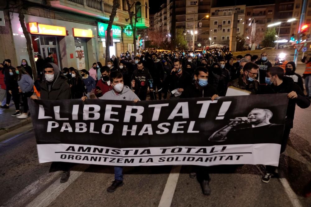 Cinquena nit consecutiva de protestes a Barcelona