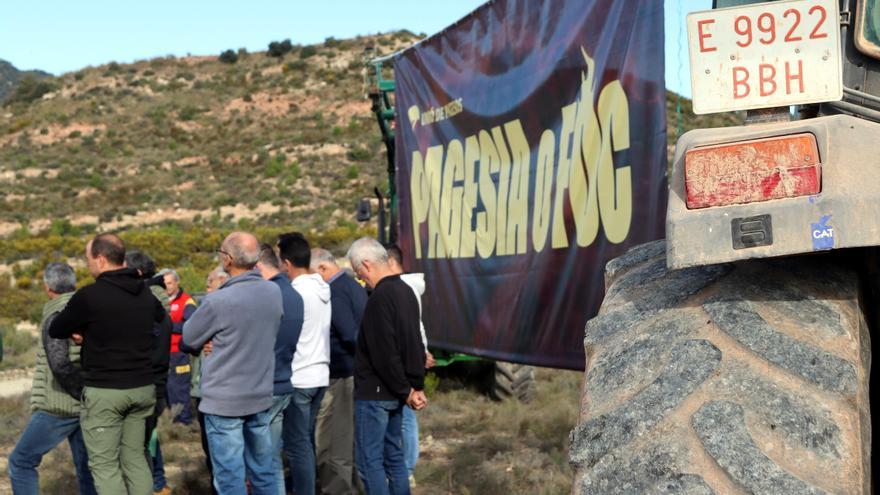 Acció d'Unió de Pagesos al nucli de Maians, a Castellfollit del Boix.