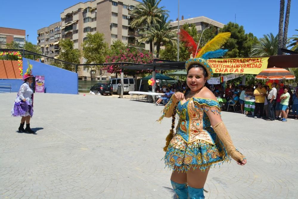 Homenaje a Bolivia en el Jardín de la Seda de Murcia