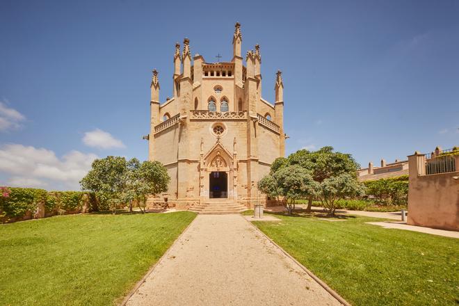 La capilla de Zoëtry Mallorca acoge desde eventos hasta clases de yoga.