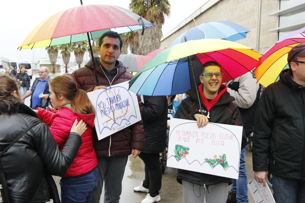 Asistentes a la concentración en la Praza da Estrela