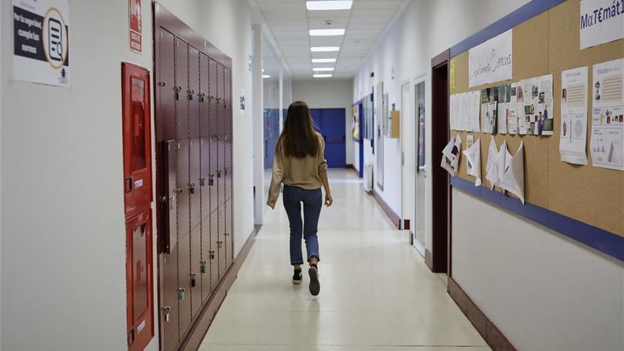 1,5 metros de separación o asiento alterno y aforo al 50% en la vuelta a la universidad