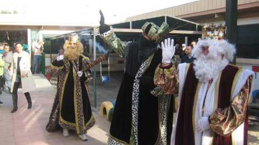 Los Reyes Magos visitan &quot;Don Julio&quot;