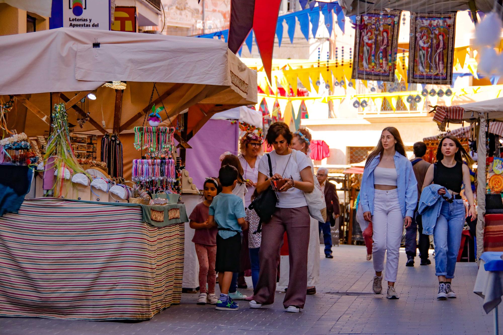 Días de comercio y ocio en Castalla