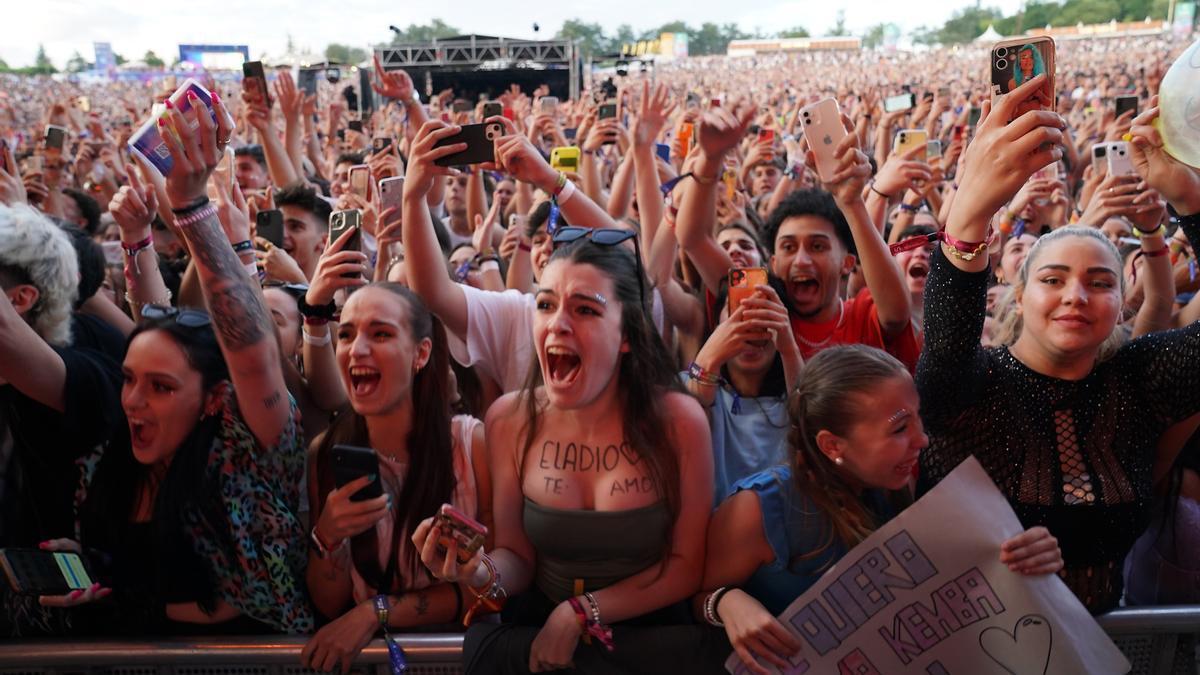 Público del festival O Son do Camiño 2023 celebrado en Santiago