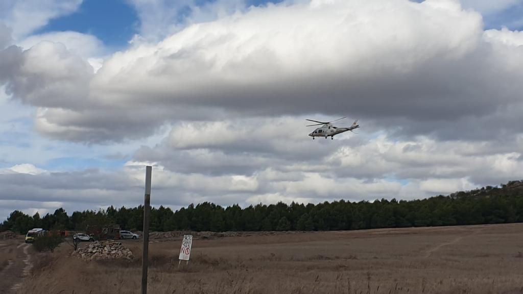 Rescatan a una mujer tras sufrir una caída por el viento en el poblado ibérico de Ayora