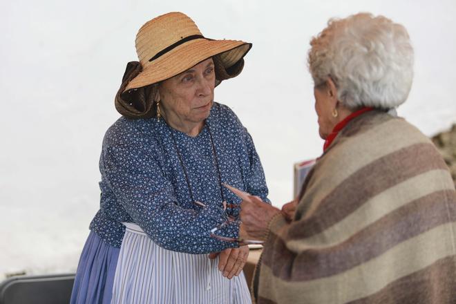 Galería de imágenes del mercado artesanal de Santa Eulària