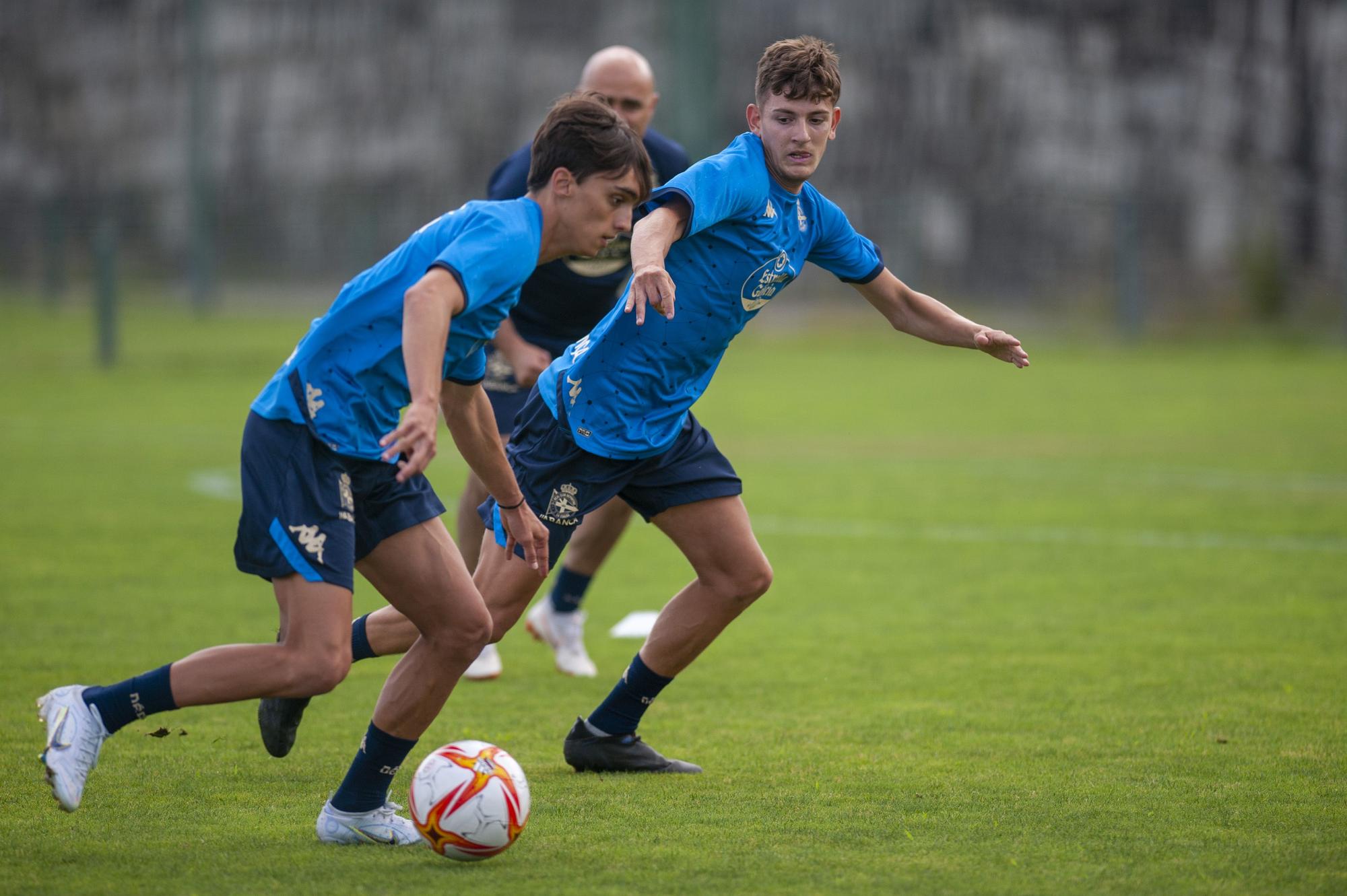 El Fabril inicia la pretemporada con su primer entrenamiento del curso 2022-23 en Abegondo