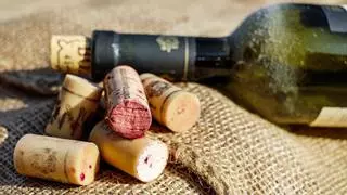 La curiosa función del corcho de vino con la que mantener el cuidado de tu nevera
