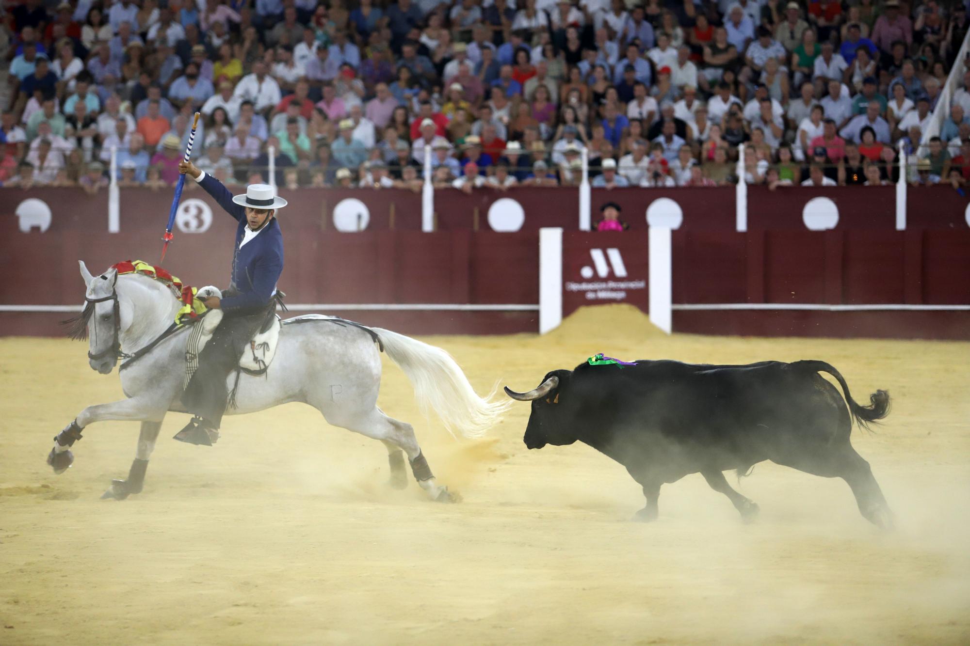 Rejones en la Feria de Málaga: Guillermo Hermoso y Ferrer Martín, doble Puerta Grande en Málaga