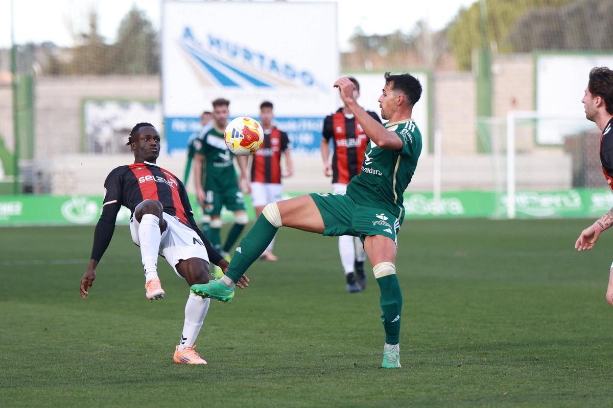 Fotogalería: las imágenes del Cacereño - Arenas Club