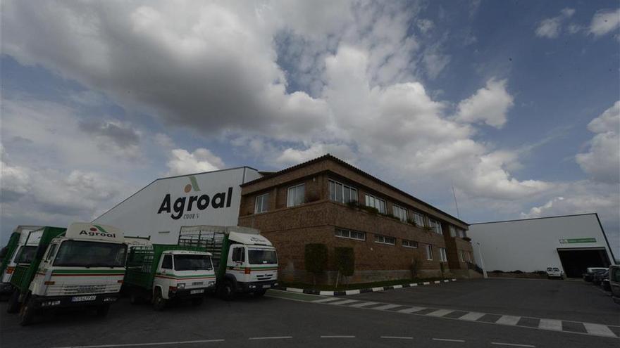 Las cooperativas Agroal y San Alfonso se unen para vender 110 millones de kilos