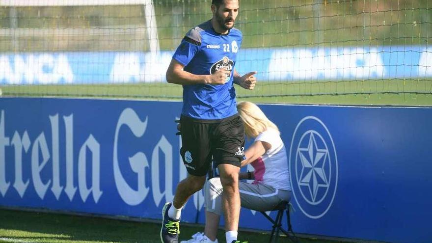 Trabajo de recuperación para los titulares ante el Sevilla