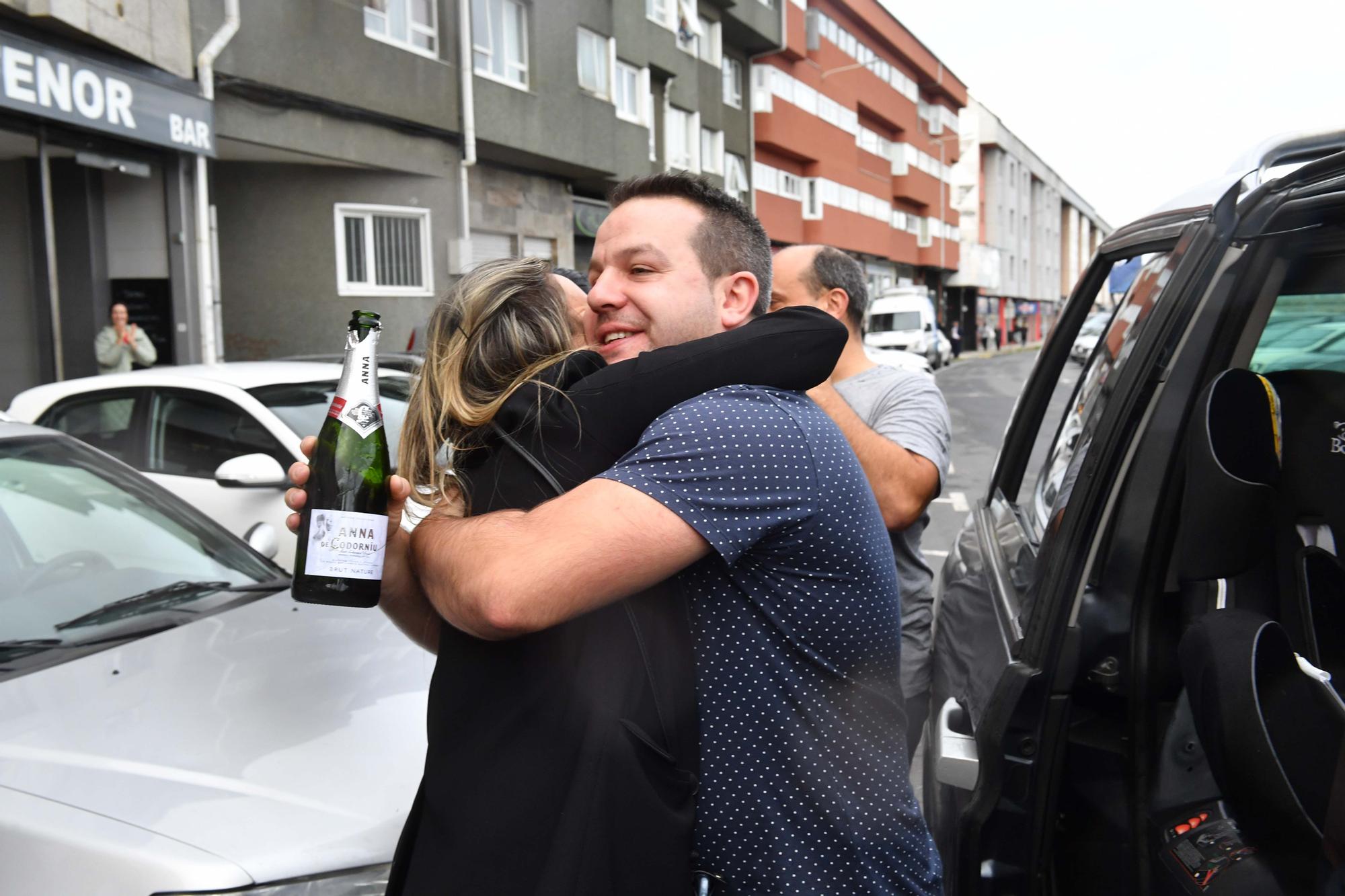 El Gordo cae en A Coruña: El primer premio de la Lotería de Navidad deja 180 millones entre la calle Barcelona y El Gaucho I