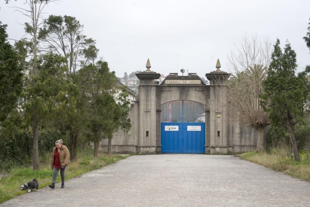 La factoría ha quedado desalojada de manera voluntaria - Defensa y Universidade da Coruña firmarán el contrato de concesión previsiblemente esta semana.