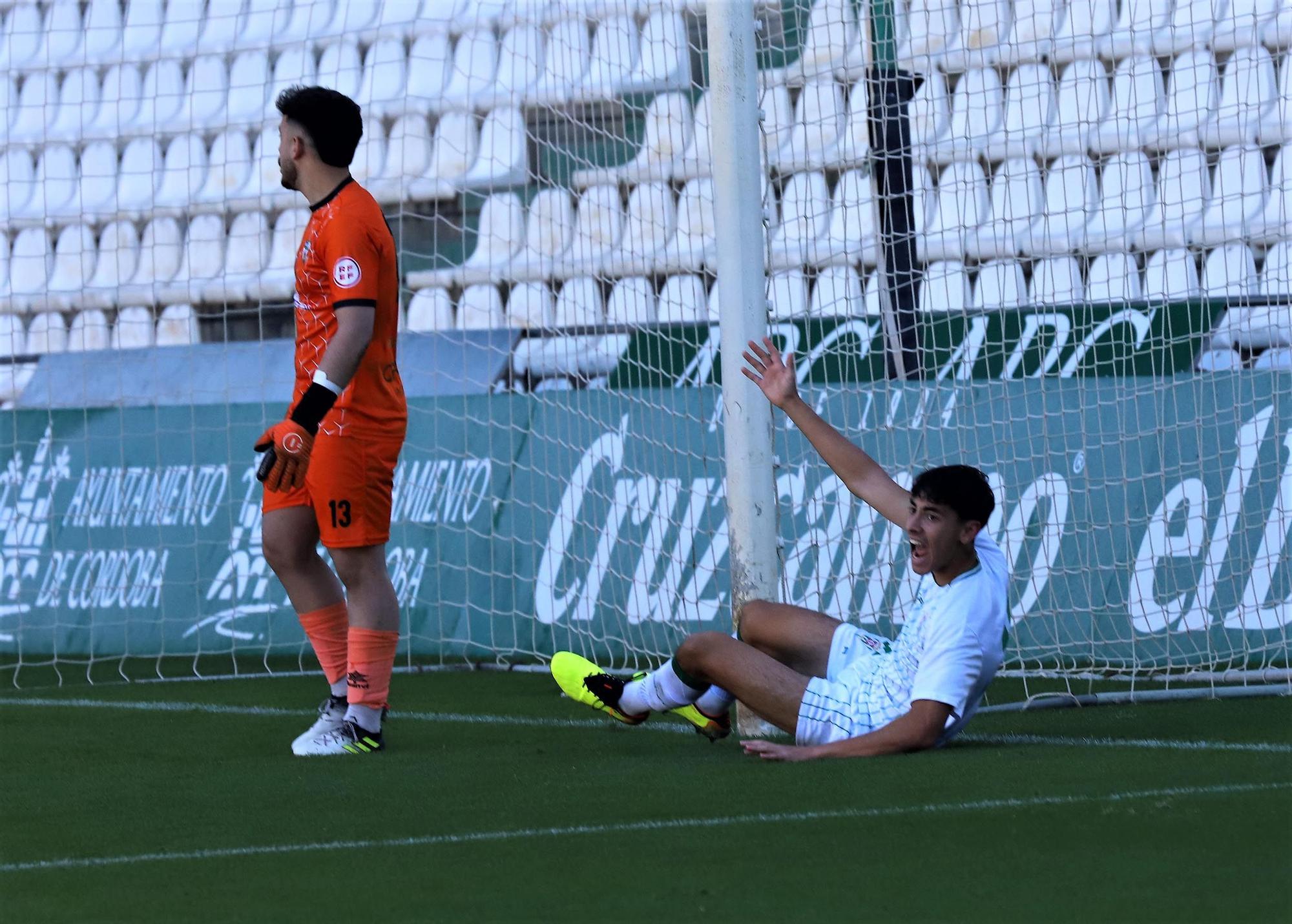 Las imágenes del Córdoba CF B-Pozoblanco