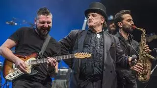 La banda mítica española que cumple 50 años con un músico aragonés en sus filas llega a Zaragoza por las Fiestas del Pilar: cómo comprar las entradas