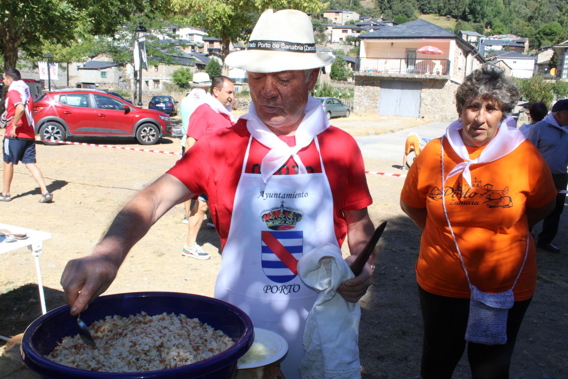 GALERÍA | Concurso de "migas muela" en Porto de Sanabria