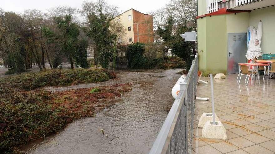 Desbordamiento del río Gallo en Cuntis.