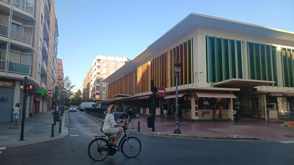 Entorno del mercado de Russafa.