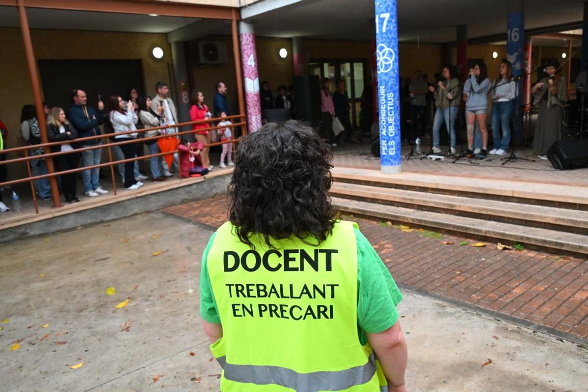 Encierro de profesores en el instituto Cayetano Sempere de Elche