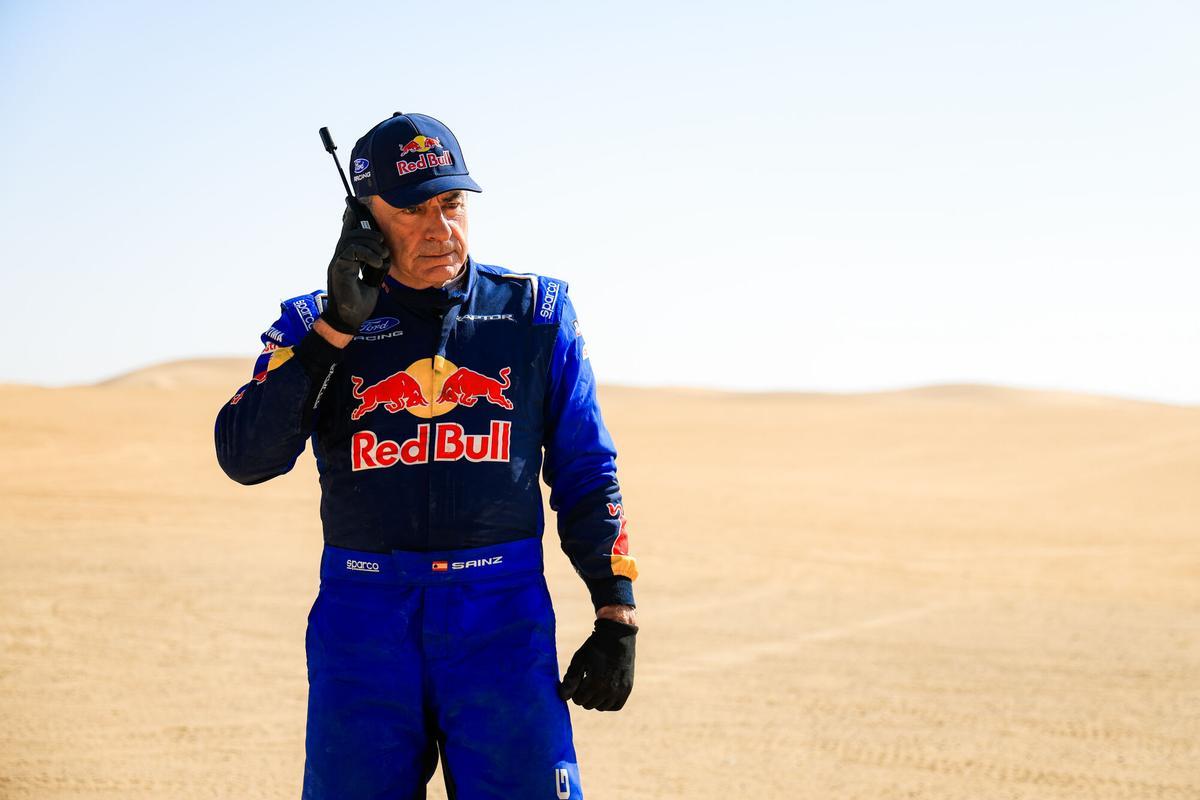 Carlos Sainz durante una de las etapas del Dakar.