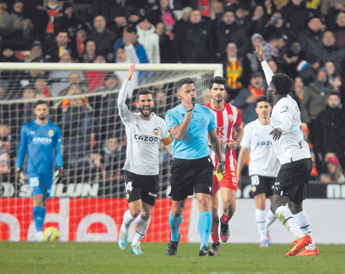 Valencia. Partido de liga Valencia CF - Almeria CF