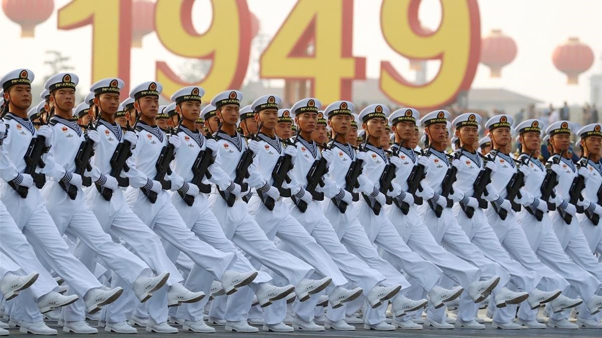 China celebra el 70 aniversario de su fundación, con un desfile militar.