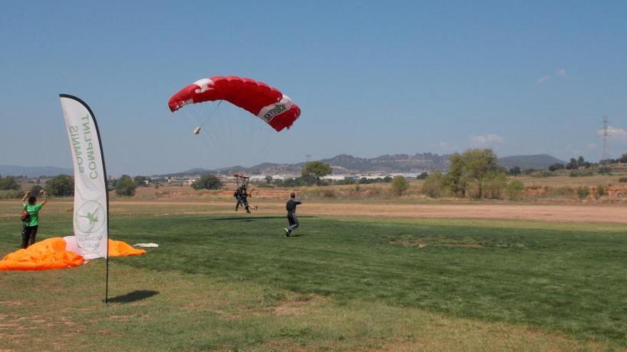 Camp d&#039;aterratge de l&#039;aeròdrom de Sant Fruitós de Bages