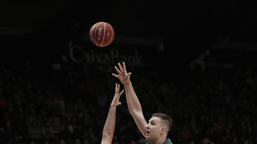 El Unicaja cae en el ensayo de la gran final