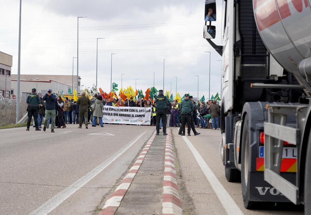Manifestación de las organizaciones agrarias en Santovenia de Pisuerga