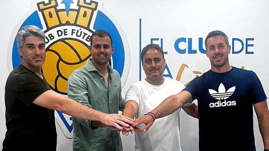 Los integrantes del nuevo cuerpo técnico del primer equipo del CF Gandia