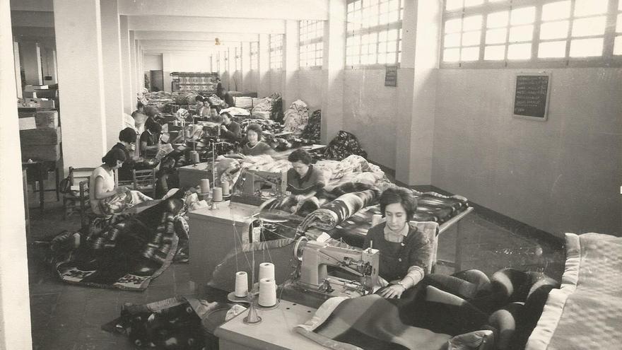 La Vall valora el papel de las mujeres en la industria textil