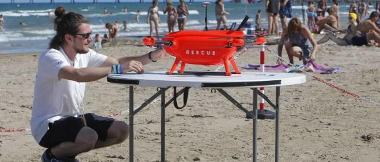 Sagunt estrena un servicio  de salvamento con drones novedoso en toda España