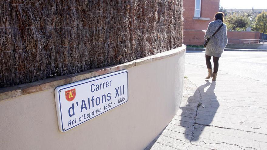 El carrer d&#039;Alfons XII de Palafrugell. L&#039;altre carrer amb nom de monarca borbònic a la vila és Isabel II · Marc Martí